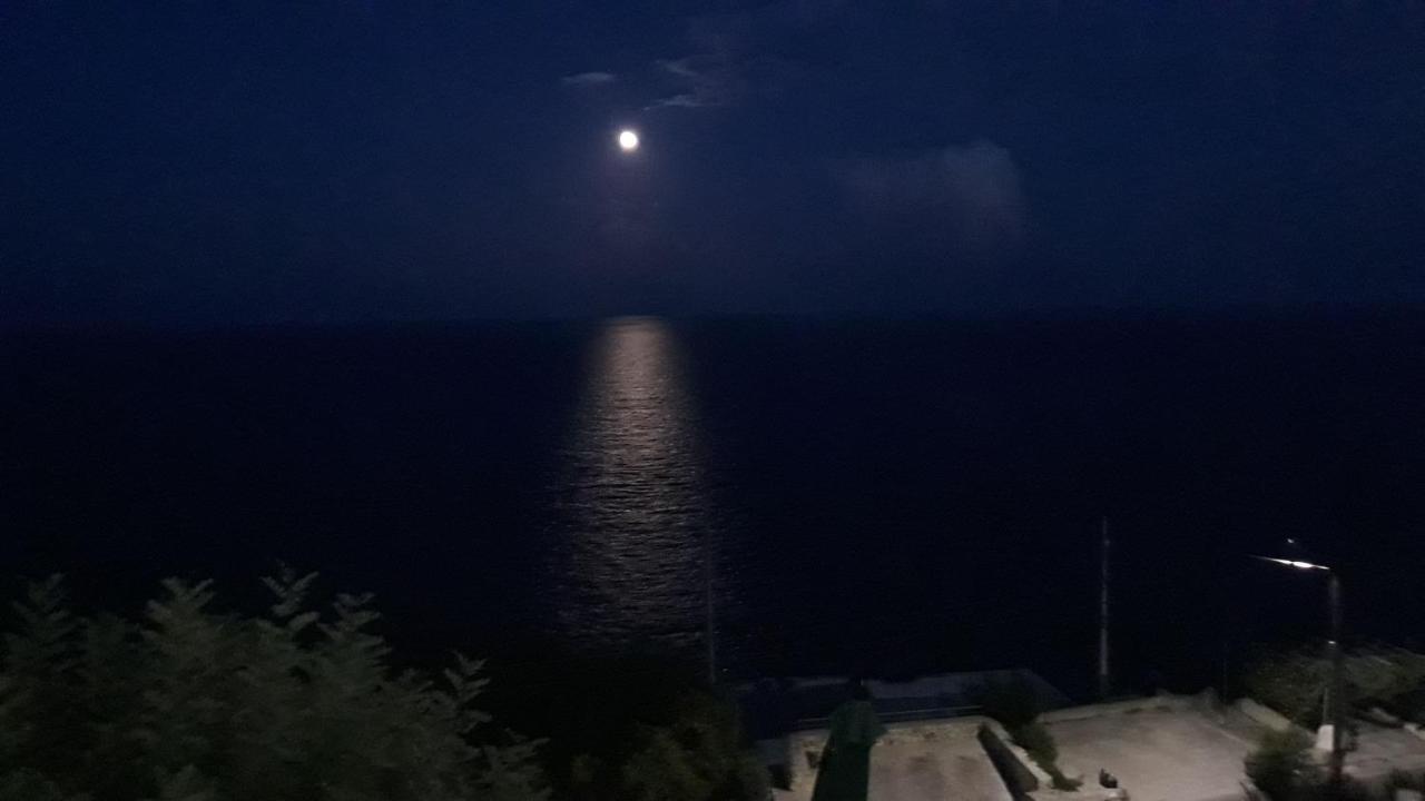 Villa Perla Sul Mare Adriatico à Marittima Extérieur photo
